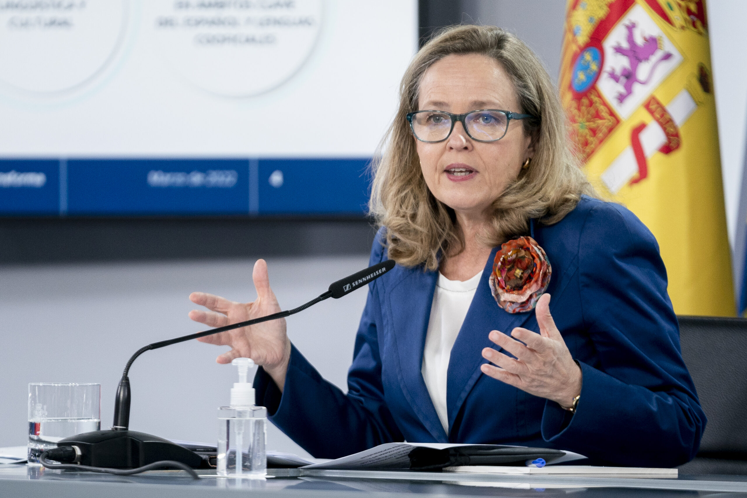 Calviño prevé un «impacto fiscal significativo» de las medidas contra el alza de precios de la energía