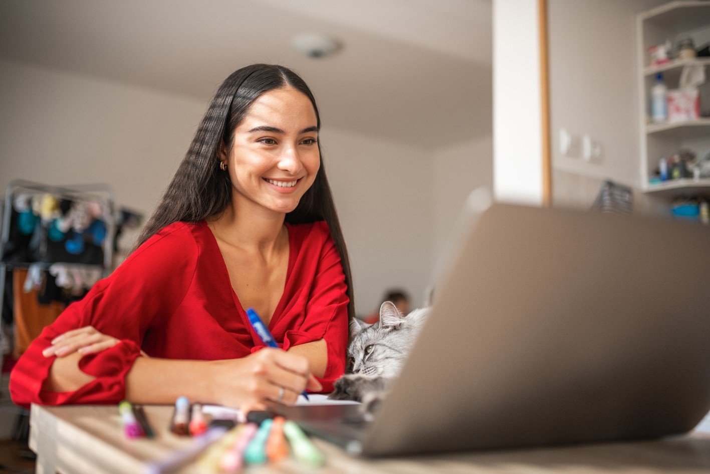 Banco Santander will announce more than 80,000 scholarships in the second half of the year