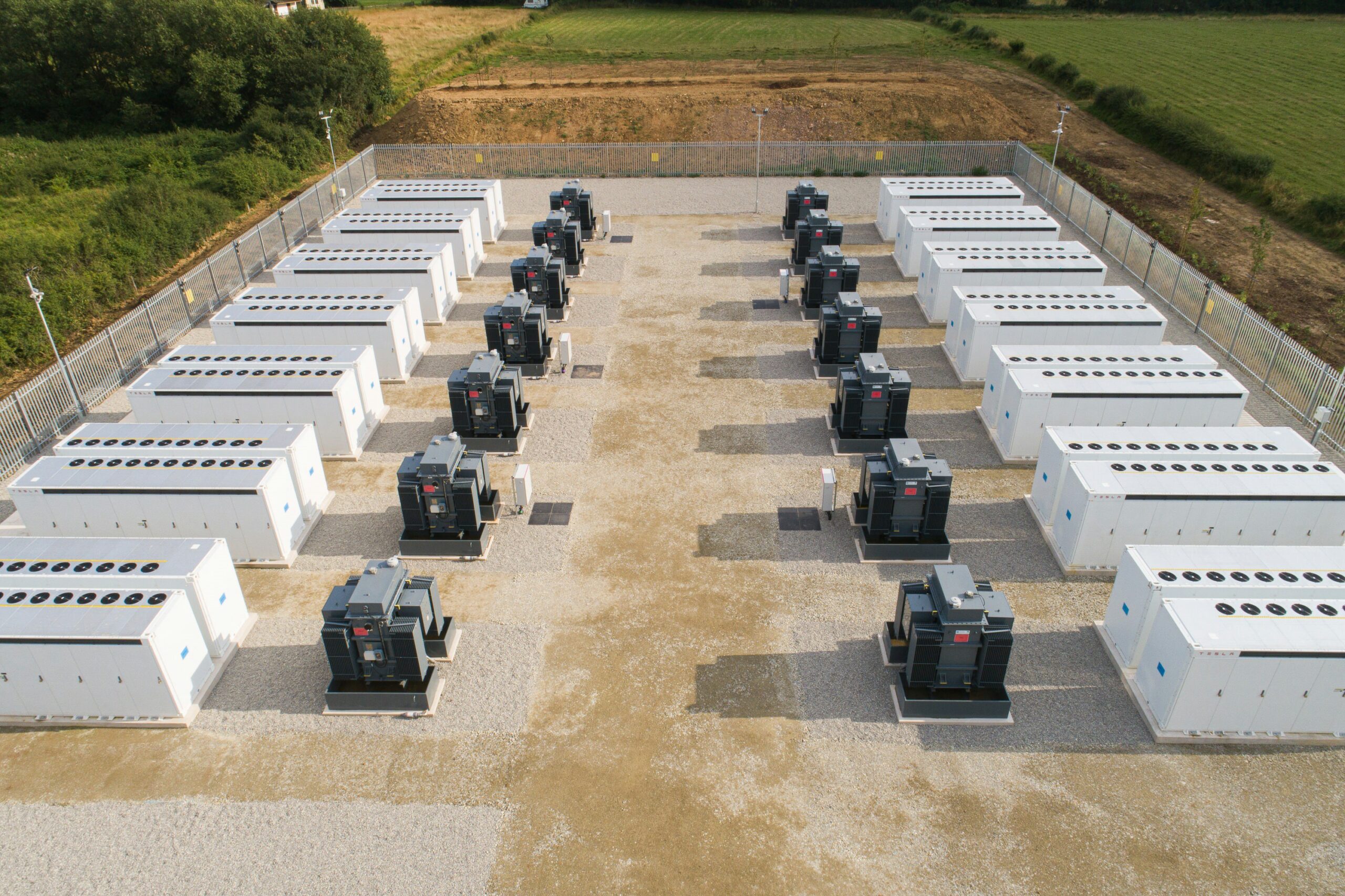 FRV acquires two battery energy storage projects in the UK for a total of 100 MW