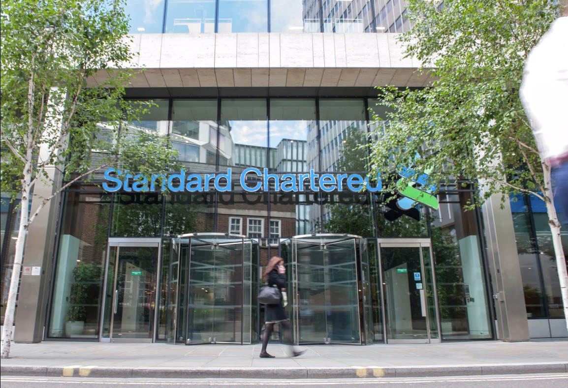 Standard Chartered increased its profit by 41% in the third quarter, to 1,078 million