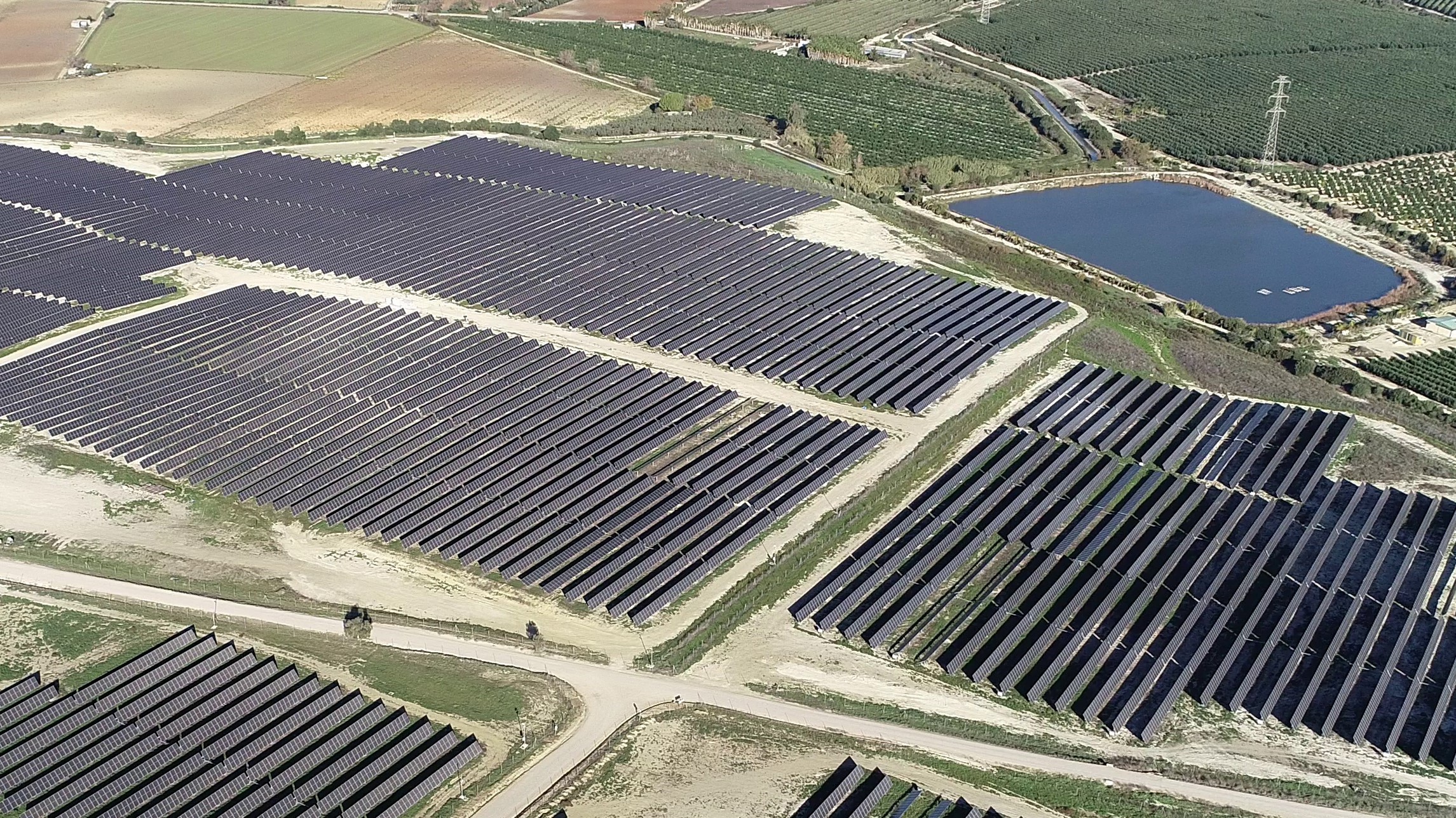 Repsol compra a Gonvarri Solar Steel seguidores para 220 MW solares en España